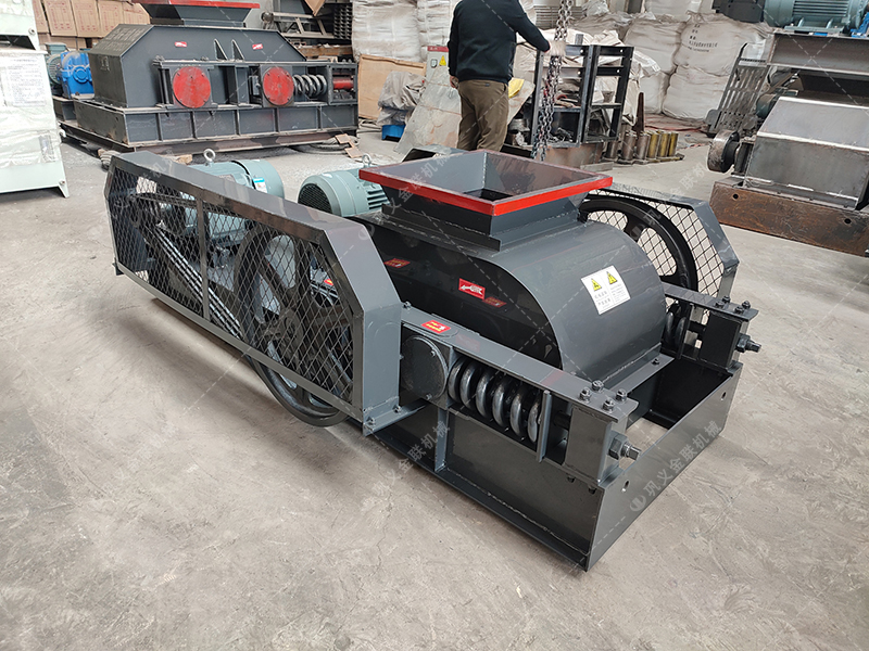 破碎石膏原礦料的雙齒輥破碎機(jī)廠家如何選擇? 破碎石膏原礦料的雙齒輥破碎機(jī)廠家如何選擇?