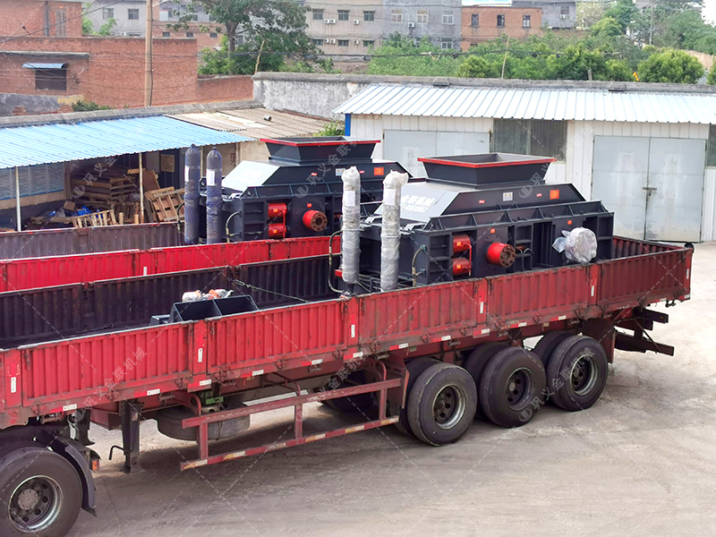 時產100噸和200噸的石灰石生產線，選擇的液壓對輥制砂機有何不同？